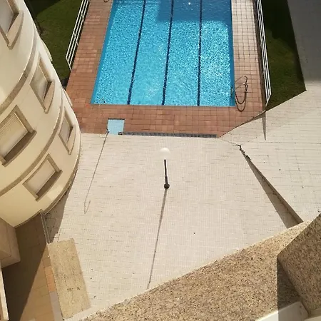 Apartamento En Edificio Nuevo, Con Piscina, Vistas A La Ria Y Al Puerto, Estancia Minima 14 Noches, Perfil Familiar, No Se Admiten Grupos De Jovenes