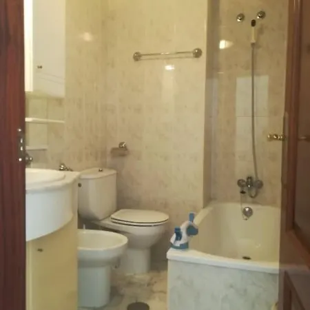 Apartamento En Edificio Nuevo, Con Piscina, Vistas A La Ria Y Al Puerto, Estancia Minima 14 Noches, Perfil Familiar, No Se Admiten Grupos De Jovenes サンシェンショ