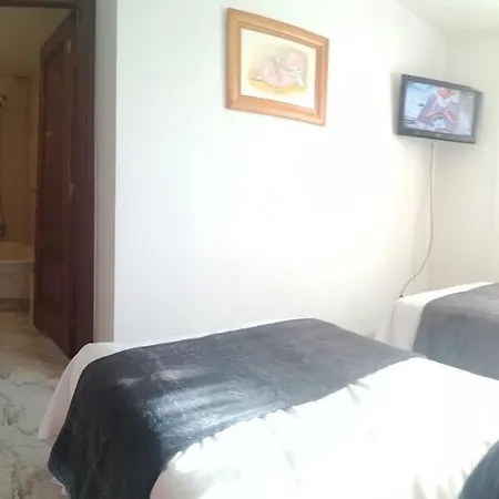 Apartamento En Edificio Nuevo, Con Piscina, Vistas A La Ria Y Al Puerto, Estancia Minima 14 Noches, Perfil Familiar, No Se Admiten Grupos De Jovenes アパート サンシェンショ