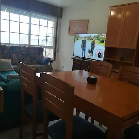 アパート Apartamento En Edificio Nuevo, Con Piscina, Vistas A La Ria Y Al Puerto, Estancia Minima 14 Noches, Perfil Familiar, No Se Admiten Grupos De Jovenes *