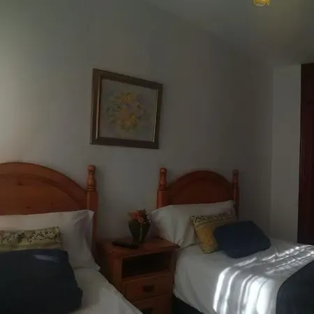 アパート Apartamento En Edificio Nuevo, Con Piscina, Vistas A La Ria Y Al Puerto, Estancia Minima 14 Noches, Perfil Familiar, No Se Admiten Grupos De Jovenes